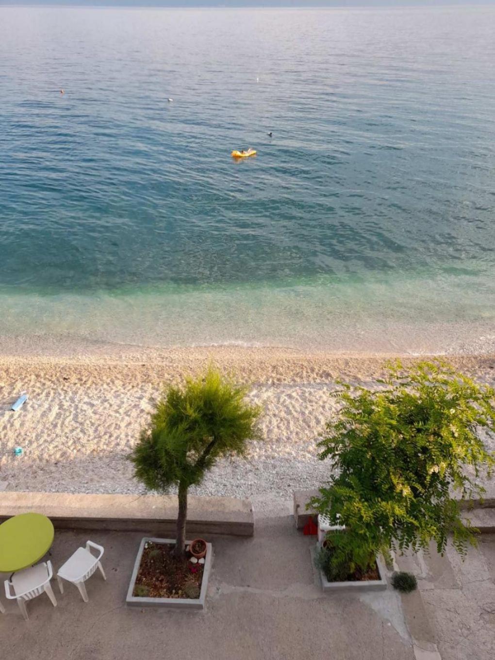 Apartment Danka - Affordable And At The Beach 브리스트 외부 사진